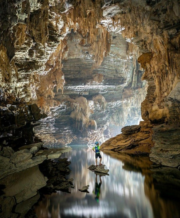 발견된 300개의 석회동굴중 한곳 @뉴스코리아 이웅연 특파원