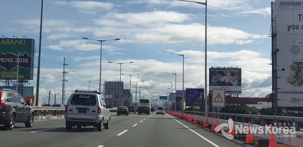 봉쇄령으로 인해 마닐라는 오가는 차량의 수가 줄어들었다. @Newskorea 이호영 특파원