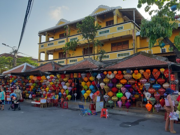 호이안 야시장 입구(21년4월11일)@뉴스코리아 김경태 특파원