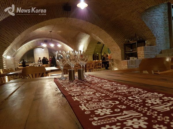 조지아의 테이블과 테이블보 @뉴스코리아 박철호 특파원