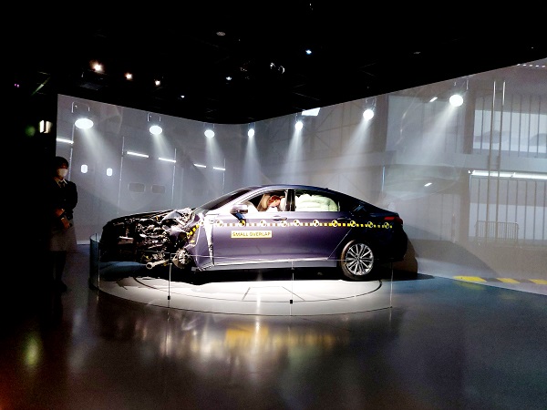 충돌 테스트 차량 @뉴스코리아 허승규 기자