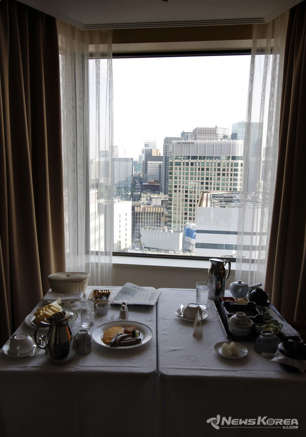 도쿄 제국호텔 '서비스 아파트먼트' 시티뷰 조식 룸 서비스 @뉴스코리아 김양현 특파원