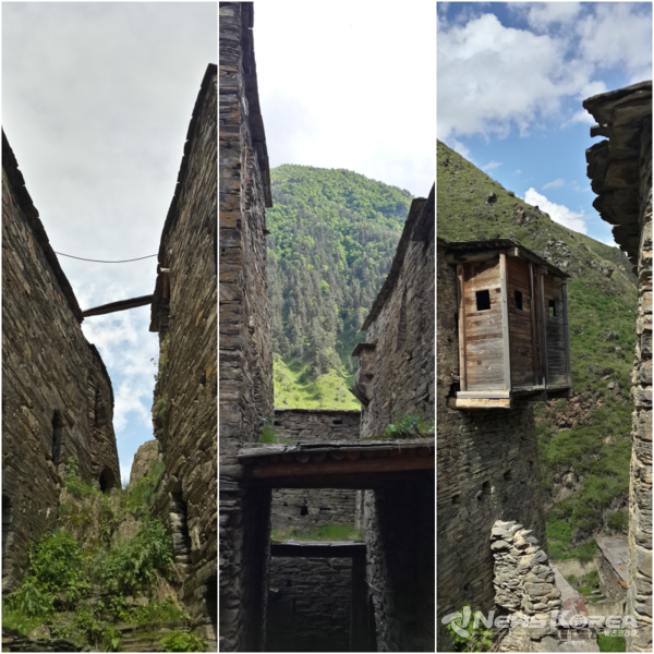 전시에는 외부 사다리를 제거하고 적은 좁은 길로 들어오게 하여 공중해서 공격했다 @뉴스코리아 박철호 특파원