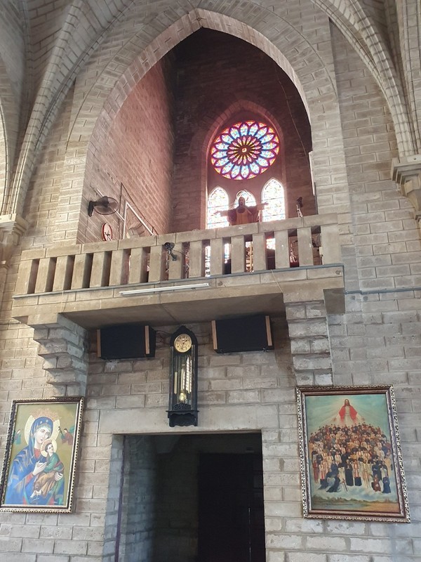 성당 실내 정문입구 @뉴스코리아 이웅연 특파원 