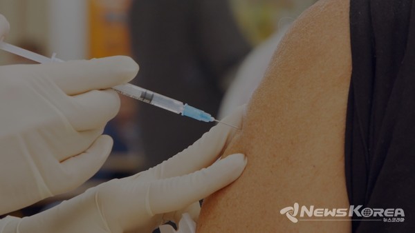 백신접종 @NewsKorea 포토 DB