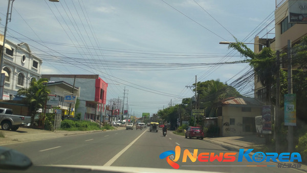 일로일로는 지금 MECQ 시내에 이동하는 차량이 현저하게 줄어 들었다. @뉴스코리아 이학철  특파원