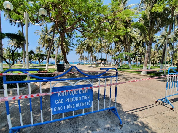 나트랑 해변이 무기한 봉쇄 조치 되었다. @뉴스코리아 이웅연 특파원