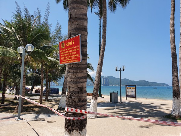 나트랑 혼총 해변이 무기한 봉쇄 조치되었다. @뉴스코리아 이웅연 특파원 