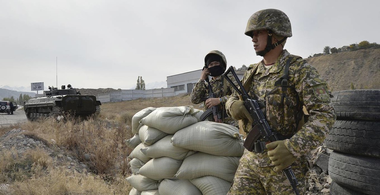 ▲ 사진 : 타지키스탄 국경수비대 (© AP통신)