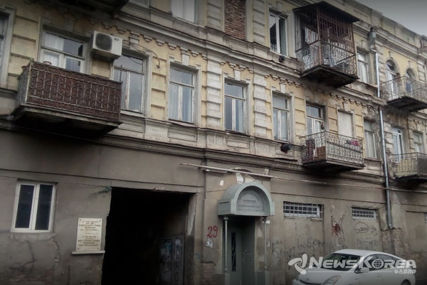 피로스마니의 골방은 지금은 피로스마니 박물관. 지금도 낡고 초라하다 @뉴스코리아 박철호 특파원