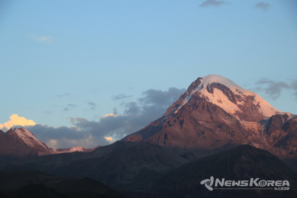 코카서스 조지아의 화려한 야생화 @뉴스코리아 박철호 특파원