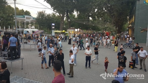 ▲타슈켄트 브로드웨이거리 -@뉴스코리아 신현권 특파원