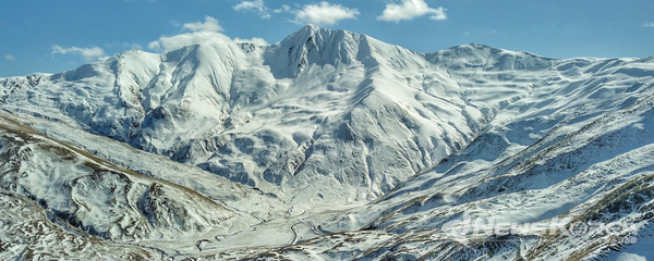 10월 중순에 곰 십자가고개의 샤틸리쪽으로 바라본 모습 @뉴스코리아 박철호 특파원