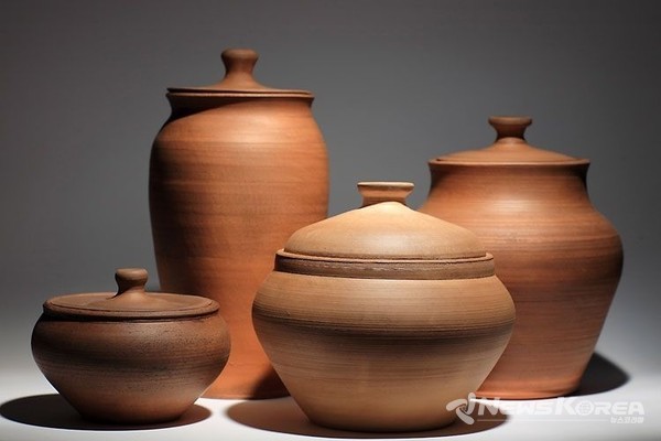 조지아에서 주로 사용하는 다양한 질그릇 제품들 @뉴스코리아 박철호 특파원