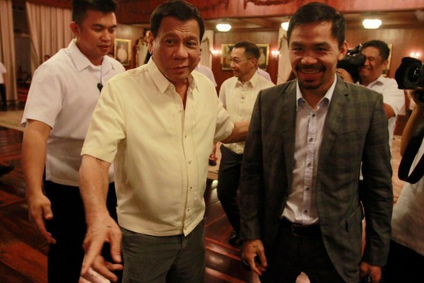 두테르테 필리핀 대통령과 파퀴아오 상원의원 @뉴스코리아 (사진:파퀴아오 SNS 캡쳐)