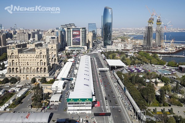 현대와 중세가 공존하는 바쿠 에서 개최되는 포뮬러 1 경기 @뉴스코리아 박철호 특파원