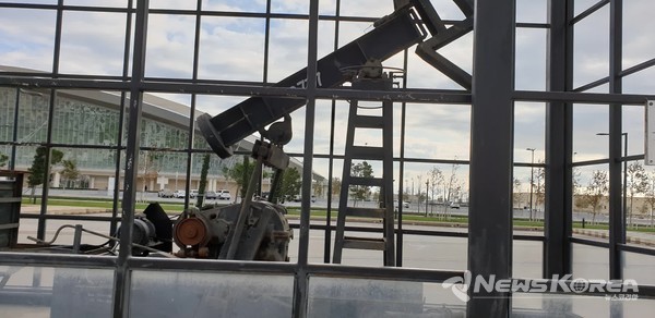 세계 최초 상업용 유정인 비비헤이밧 유정 @뉴스코리아 박철호 특파원