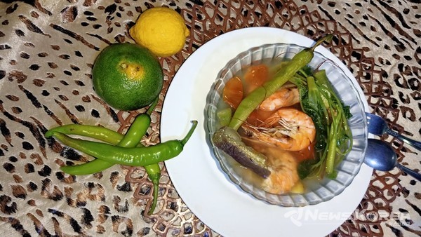 필리핀의 대표음식 ‘시니강(Sinigang)’ @뉴스코리아