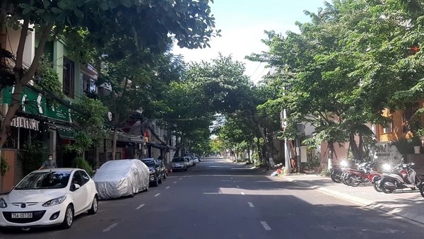 ﻿24시간 통행 금지는 26일 오전 8시까지 3일 더 연장. @뉴스코리아 김경태 특파원