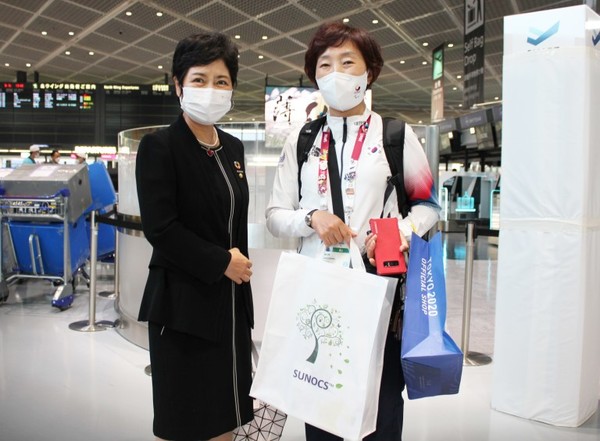 산옥스의 이옥순 대표(좌측)와 대한장애인체육회의 이현옥 훈련본부본부장 @뉴스코리아 문대진 기자