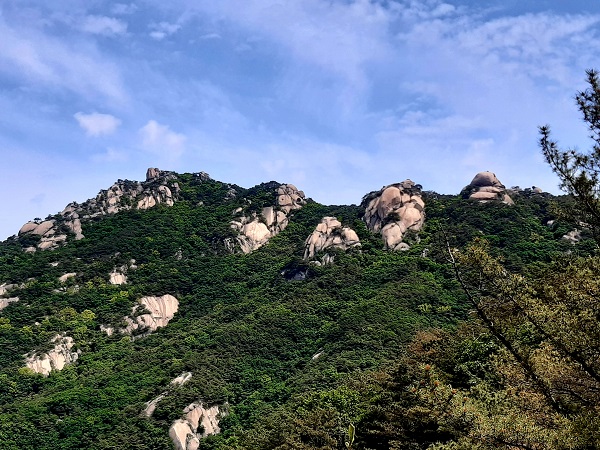 서울의 5대 명산 중 하나인 북한산
