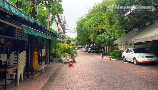 팟타이, 뽀삐아텃, 쏨땀등 대부분의 태국 요리를 판매하던 노점 '팀 레스토랑:이 있던 자리 @뉴스코리아 김대민 특파원
