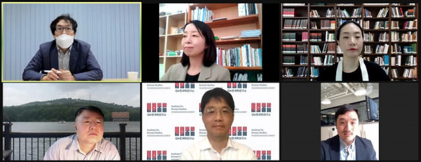 왼쪽 위부터 시계 방향으로 △정승철 연구위원(제주평화연구원) △홍주현 교수(국민대학교) △박지영 교수(성신여자대학교) △티모시 마틴(월스트리트저널 한국부장) △김연호(조지워싱턴대학 한국학연구소 부소장) △이병재 (연세대학교 디지털사회과학연구소 연구교수)