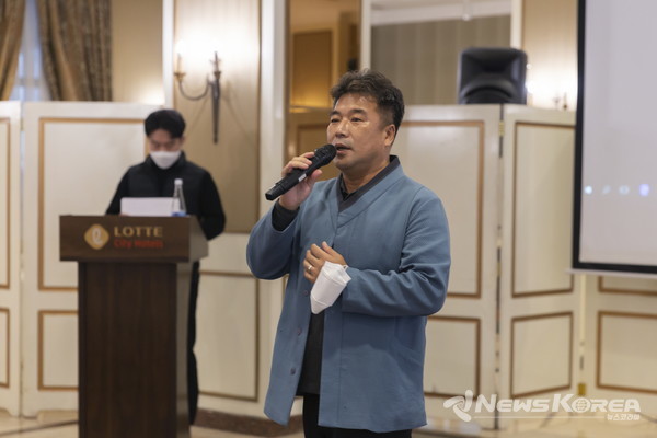 ▲격려사를 하고있는 강창석 우즈베키스탄 한인회장-@뉴스코리아 신현권 특파원