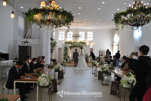 한국법무보호복지공단은 결혼 지원 사업을 통해 높은 범죄 예방 효과를 거두고 있다고 밝혔다. @뉴스코리아