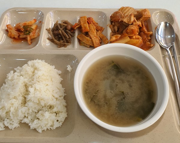 실제로 인천대학교에서 제공하는 천원의 아침밥 (사진제공=최은재 대학생 기자)