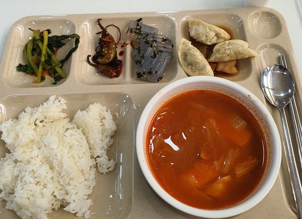 실제로 인천대학교에서 제공하는 천원의 아침밥 (사진제공=최은재 대학생 기자)