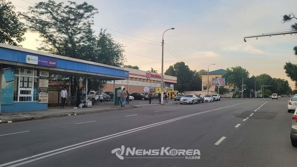 북한식당 '내고향' 앞 거리 @뉴스코리아 최신 특파원