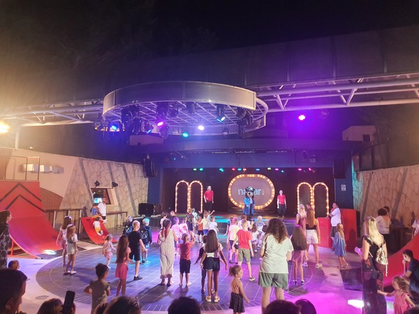 안탈리아 호텔 어린이쇼 @뉴스코리아 임성택 특파원.