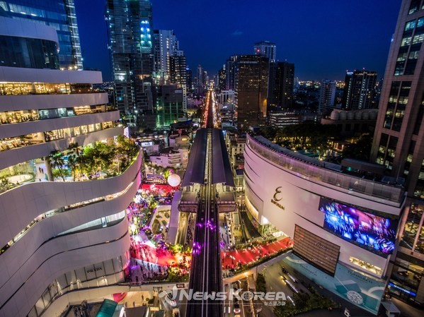 Aerial view of Em District @The Mall Group 제공