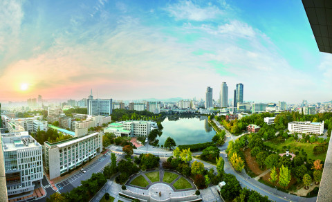 건국대학교가 2023학년도 정시모집에서 총 1361명을 모집한다