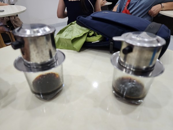 엘리 까페에서 직접 생산한 위즐커피를 맛볼수있다. @뉴스코리아 이웅연 특파원 