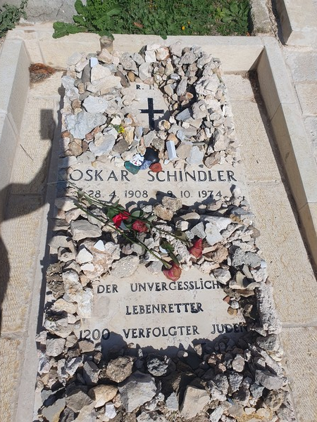 오스카 쉰들러의 무덤 @뉴스코리아 임성택 특파원