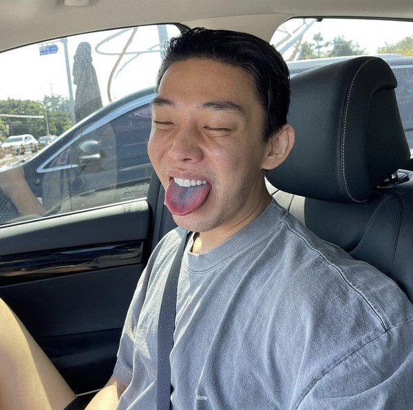 최근 프로포폴 등 마약류 투약 혐의로 자택 압수수색 중인 배우 유아인. ⓒ유아인 인스타그램