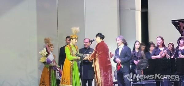 쉼켄트 시립오페라극장에서 라흐마니노프 탄생 150주년 기념 음악축제가 열렸다. @뉴스코리아 신현권 동포기자