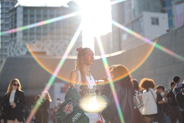 심사위원 특별상을 수상한 "본지 최성훈 기자"의 필터 사진 수상작 "서울패션위크 & 2023 SPRING SUMMER IN DDP(동대문디자인플라자)" @뉴스코리아 최성훈 기자