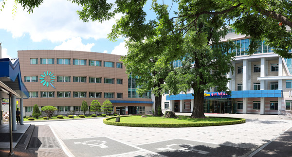 화순군청사 전경 @화순군