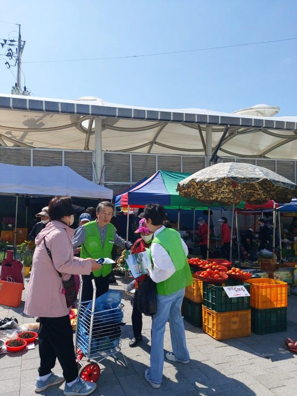 농작업 희망자 모집하는 모습 @화순군