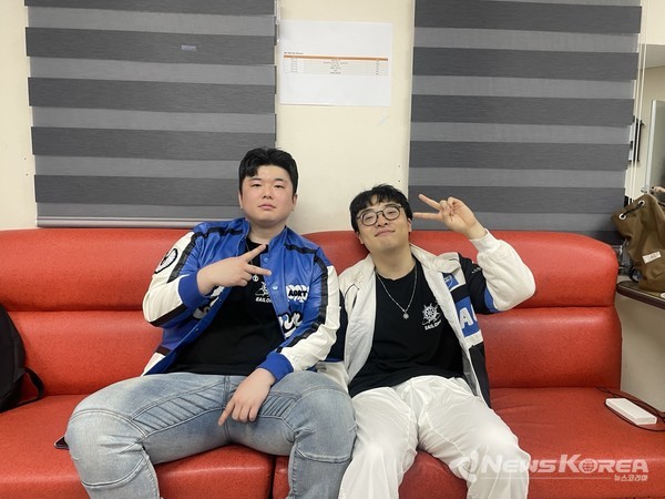 대기실에서 @뉴스코리아 김희수 기자