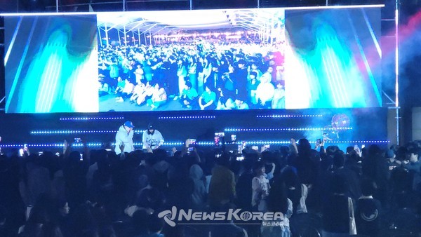 품바축제 중앙무대 @뉴스코리아 김희수 기자