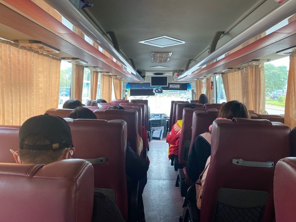 비엣젯 공항버스 타고 구도심으로 이동중 @뉴스코리아 이웅연 특파원 