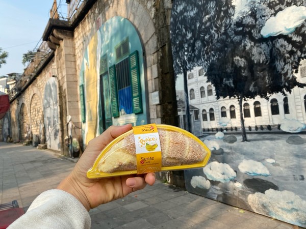 하노이 기찻길 아래 벽화 거리 @뉴스코리아 이웅연특파원 