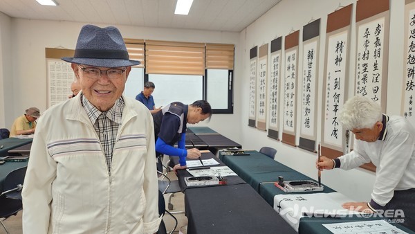 소이면, 국가유공자의 유별난 서예사랑 @음성군