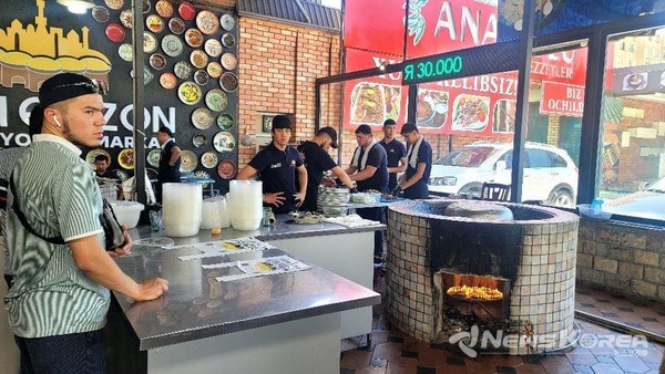 우즈베키스탄에서 가장 쁠롭이 맛있는 식당 @뉴스코리아 신현권 특파원