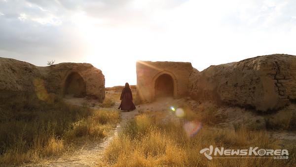 @PHOTO BY SABIR SABIROV