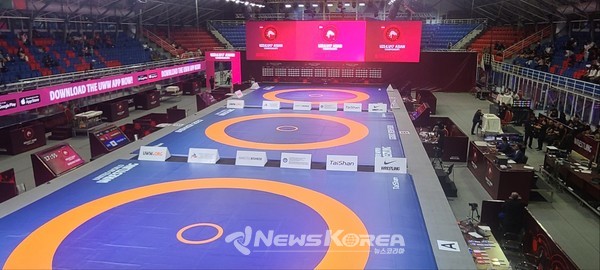 키르기스스탄 비쉬케크에서 열리는 세계레슬링연맹 U-17 아시아선수권대회장 전경 @뉴스코리아 김상우 특파원